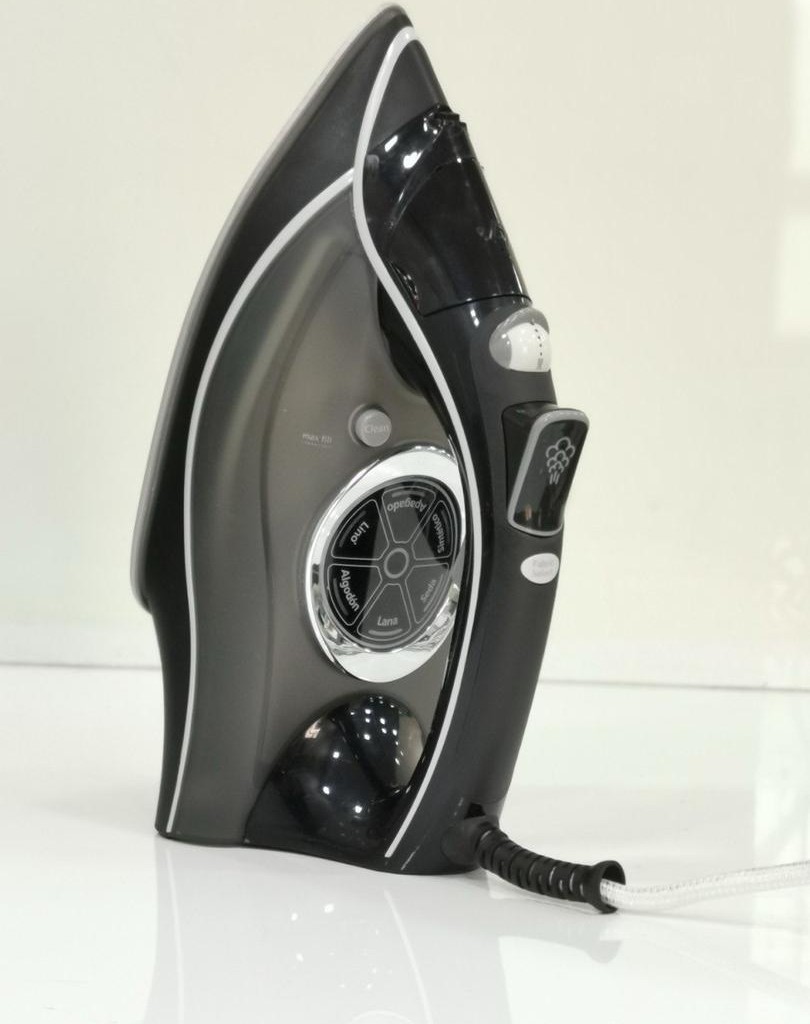 اتو بخار نانیوا مدل 2350